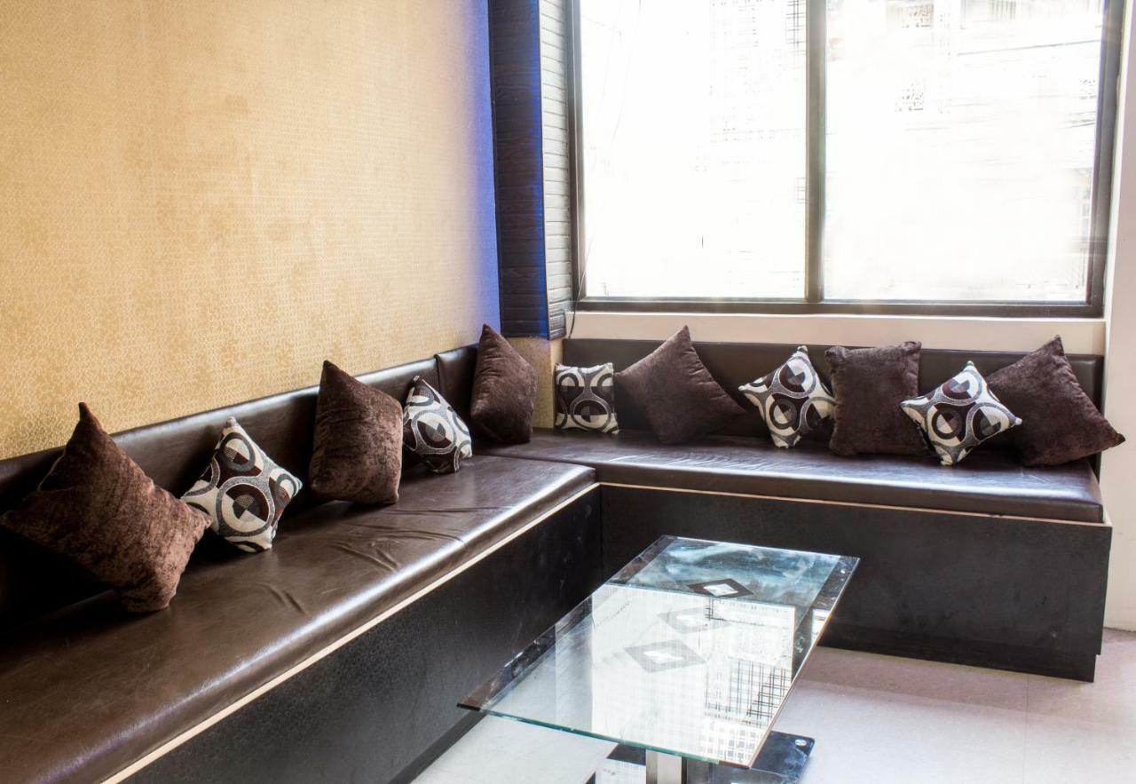Hotel Varanasi Ganges Buitenkant foto